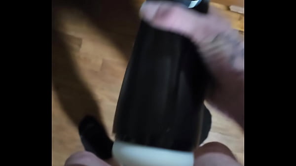 Play MP4 - Amateur playing with is new masturbator