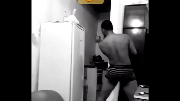 Play MP4 - de boy no cu bundao safado pica gato bundudo safadinho afim