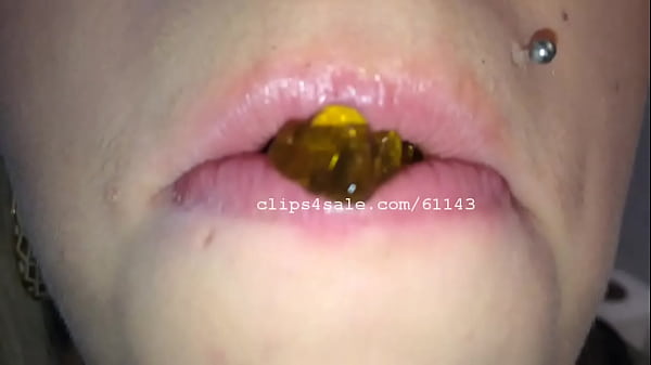 Vore Fetish - Vyxen Gummy Bears 