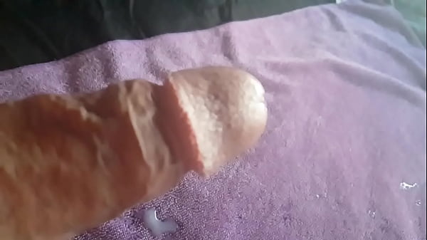 Play MP4 - Cumshot in slow motion