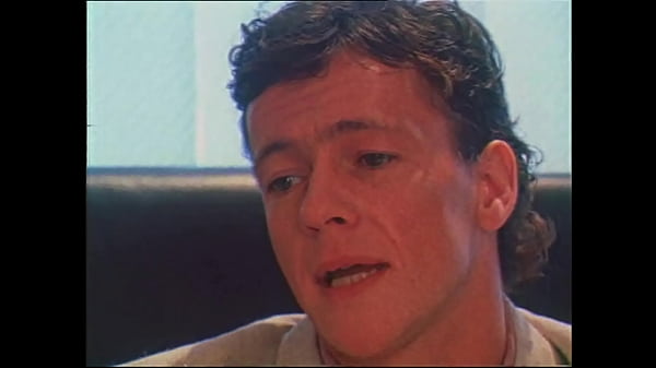 Nonton Venere Bianca Is A Slutty Career Woman thumbnail