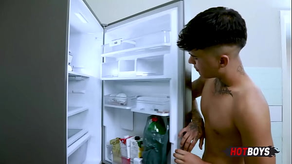 Comendo o cu do meu vizinho novinho