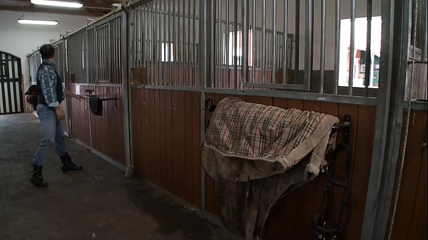 Nonton Tera Joy Gets Fucked By A Stylish Man thumbnail