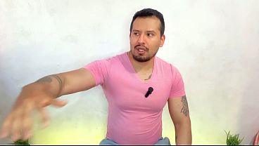 Militar argentino es pre&ntilde_ado por un hetero curioso dotado! Lo hizo gemir de placer y lo dejo batido de semen. Relatos sexual