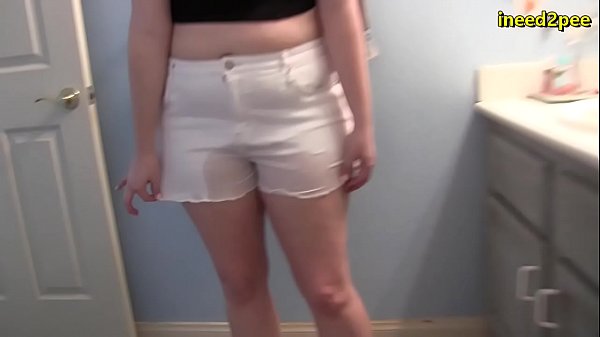 Lily Calloway Pissing White Shorts Omorashi thumbnail