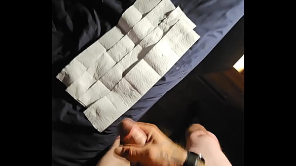 Play MP4 - Masturbating while filming