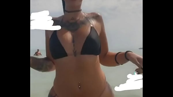 Caliente perra te pondra la verga dura 