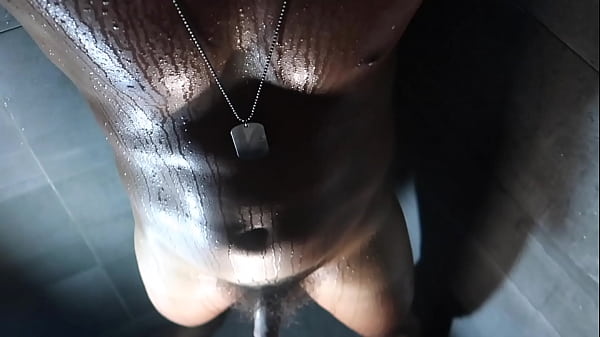 Play MP4 - Vampire chained for draining his power