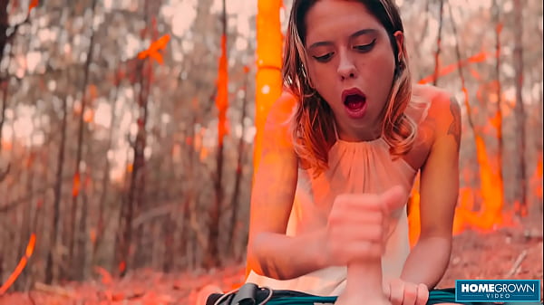 ScarlettTaylor_and Stephan Rogers can thelp fucking outdoors