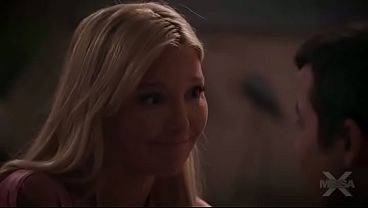 Nonton Laura Bently Has Plans thumbnail