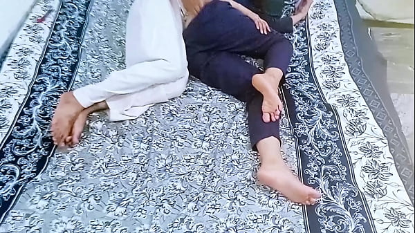 Desi Cute_shy girl_has her_first experience Desi Village Girl First Time sex video