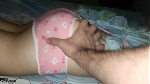 Creampie A Mi Hermosa Hijastra En Su Co&ntilde;o Peludo thumbnail