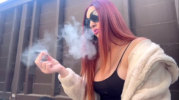 Italian Stepmom Artemisia Love Sexy Smoker Sesh Outside thumbnail