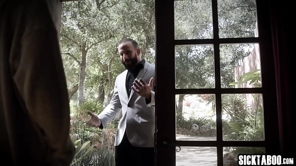 Play MP4 - Tranny stepdaughter Jenna Gargles let stepdad inside after a long time