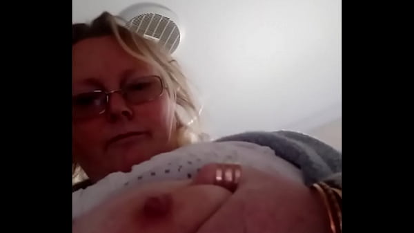 Pear shaped goddess solo