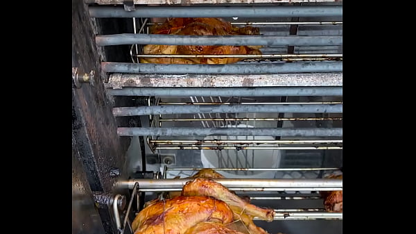 Sacrificial spit &ndash; the infernal dance of dripping fat 