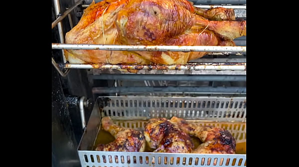 Sacrificial spit &ndash; the infernal dance of dripping fat 