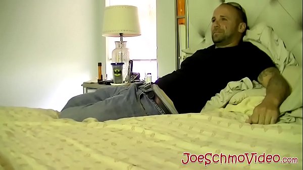 Bald amateur fucks craving mature ass 