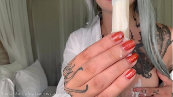 My first cosplay this wax is so hot 