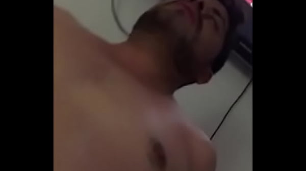 Play MP4 - Amateur Finisterre