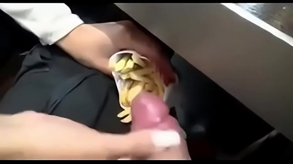 Who is_she quien es ella