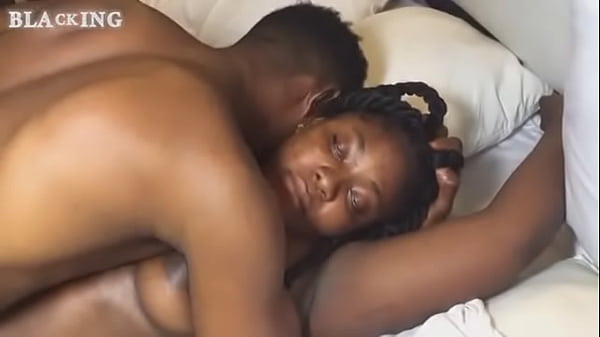 Bouncy ass got eaten & she sucked that fat dick good