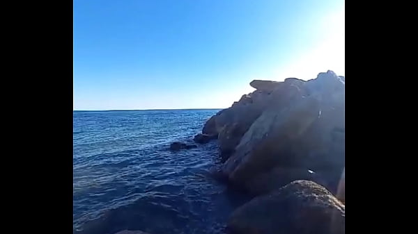 only the sound_of the sea makesus free