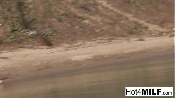 Play MP4 - Busty MILF with natural tits fucks on the beach