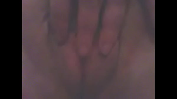 Mi novia gordibuena se sabe divertir sola