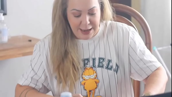 Nonton Ganhei Presente De Natal , Um Ator Porno Brinquedo Anal thumbnail