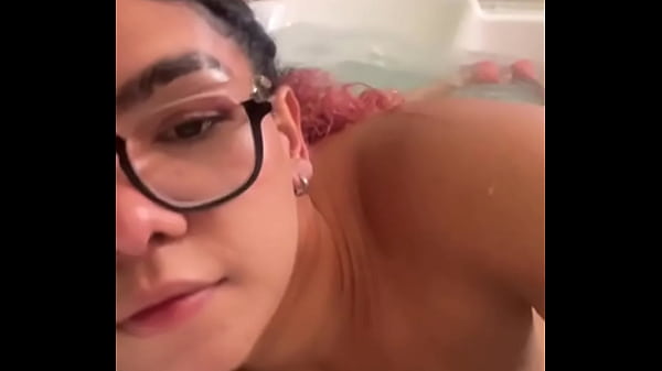 O que eu poderia fazer para melhorar esse banho de banheira 