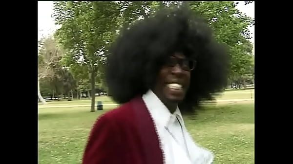 Play MP4 - Austin Prowler &num;1 - Britain's top secret agent