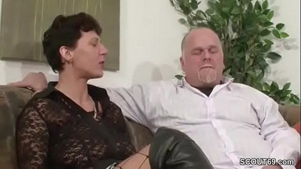 Play MP4 - German MILF Show Couple to Fuck Good in Threesome