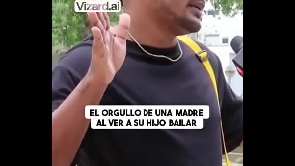 Nonton El Orgullo De Una Madre Al Ver A Su Hijo Bailar #elchicletv #historias #dedicacion #chiclenoticias #familia #atrevidoypega... thumbnail