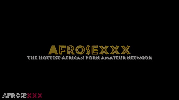 Play MP4 - Attractive busty ebony girl having sex