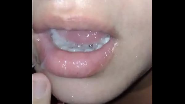 Esposa Submissa Sendo Tratada Como Uma Verdade Vadia De Rua thumbnail