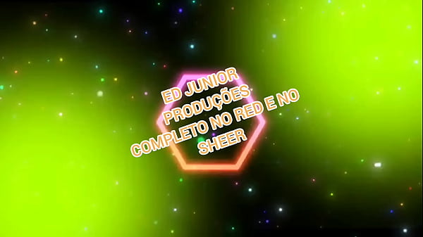 Fumando e fudendo russah fuama e fode sem preservativo completo no red e no sheer