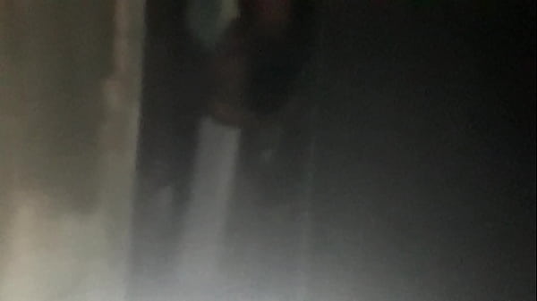 Prima tetuda tomando banho part 1