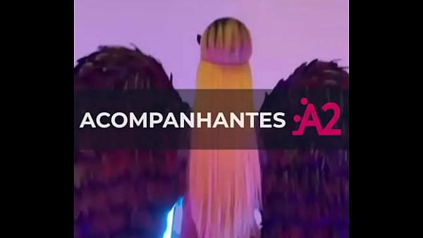 Gostosa quer dar uma longa e boa batida em voce 