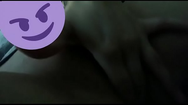 Play MP4 - Pendeja putita se la toca por primer vez