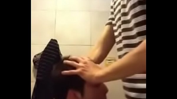 Play MP4 - Pagando boquete pro amigo