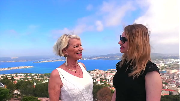 Play MP4 - Eva&comma; 70ans&comma; et Lyna Jade&comma; 22ans&comma; le choc des g&eacute;n&eacute;rations &excl;