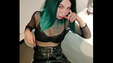 My Girfriend'_s Step-Daughter Says She is Gay so I Fuck her in the Ass