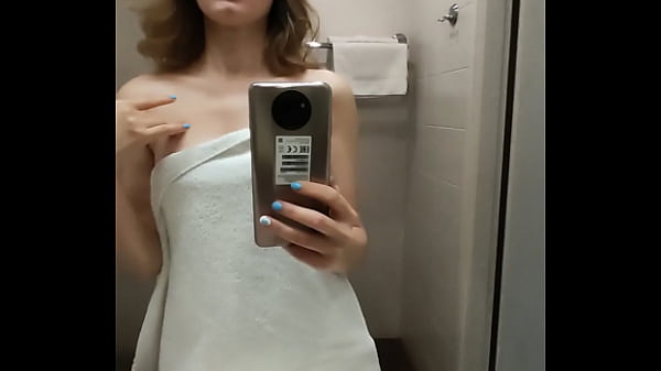 домработница будет сосать 