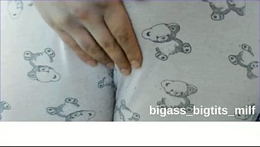 Camel Toe- Pussy İn Pajamas-masturbate İn Pajamas thumbnail