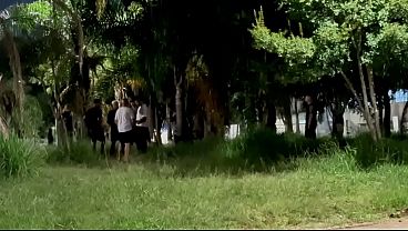FUI PROCURAR UM SOLTEIRO SAFADO NO DOGGING! Marcamos com f&atilde;s na pra&ccedil;a e eles apareceram 