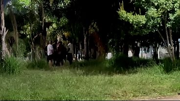 FUI PROCURAR UM SOLTEIRO SAFADO NO DOGGING! Marcamos com fã_s na praç_a e eles apareceram