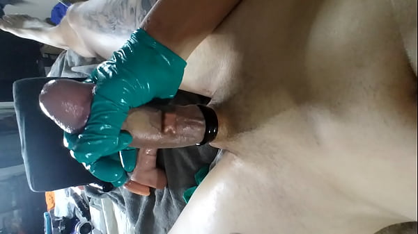 I wish I could share this tight hole and fat cock 