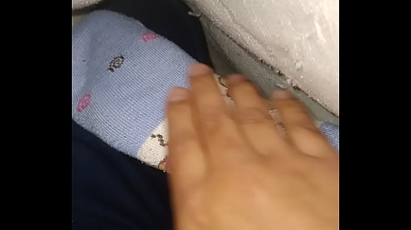 Nonton Beautiful Feets thumbnail