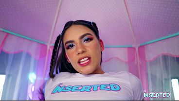 Inserted Isa Bella Makes Her Pussy Twirl thumbnail